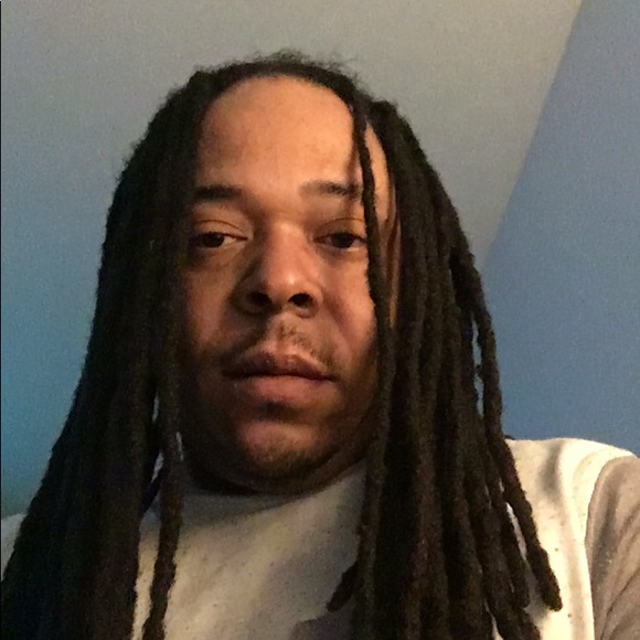 Meet your Posher, Miguel - Picture 1 of 1